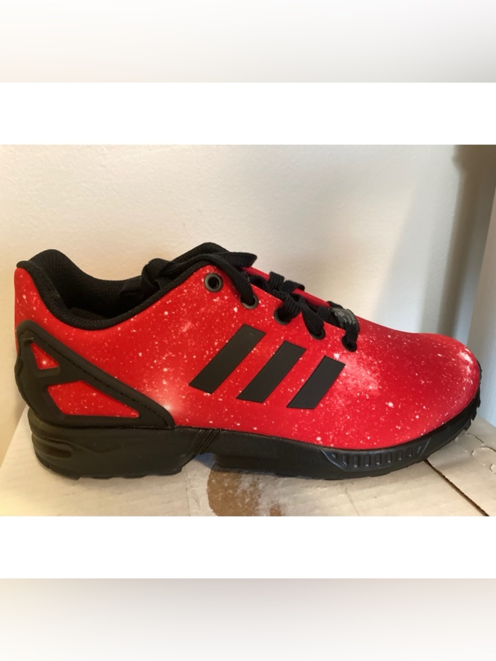 NWT Red & Black Adidas ZX Flux K Size 6.5